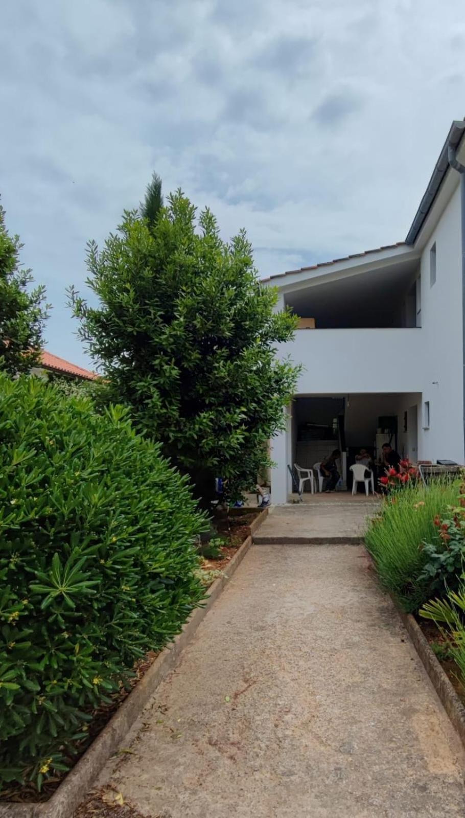 Apartmani 1 Pinezici Dış mekan fotoğraf