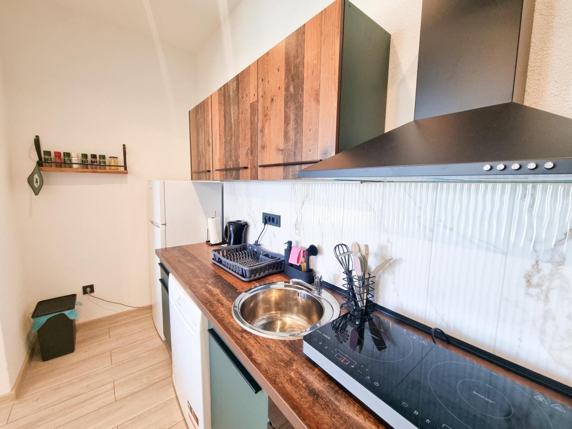 Apartmani 1 Pinezici Dış mekan fotoğraf