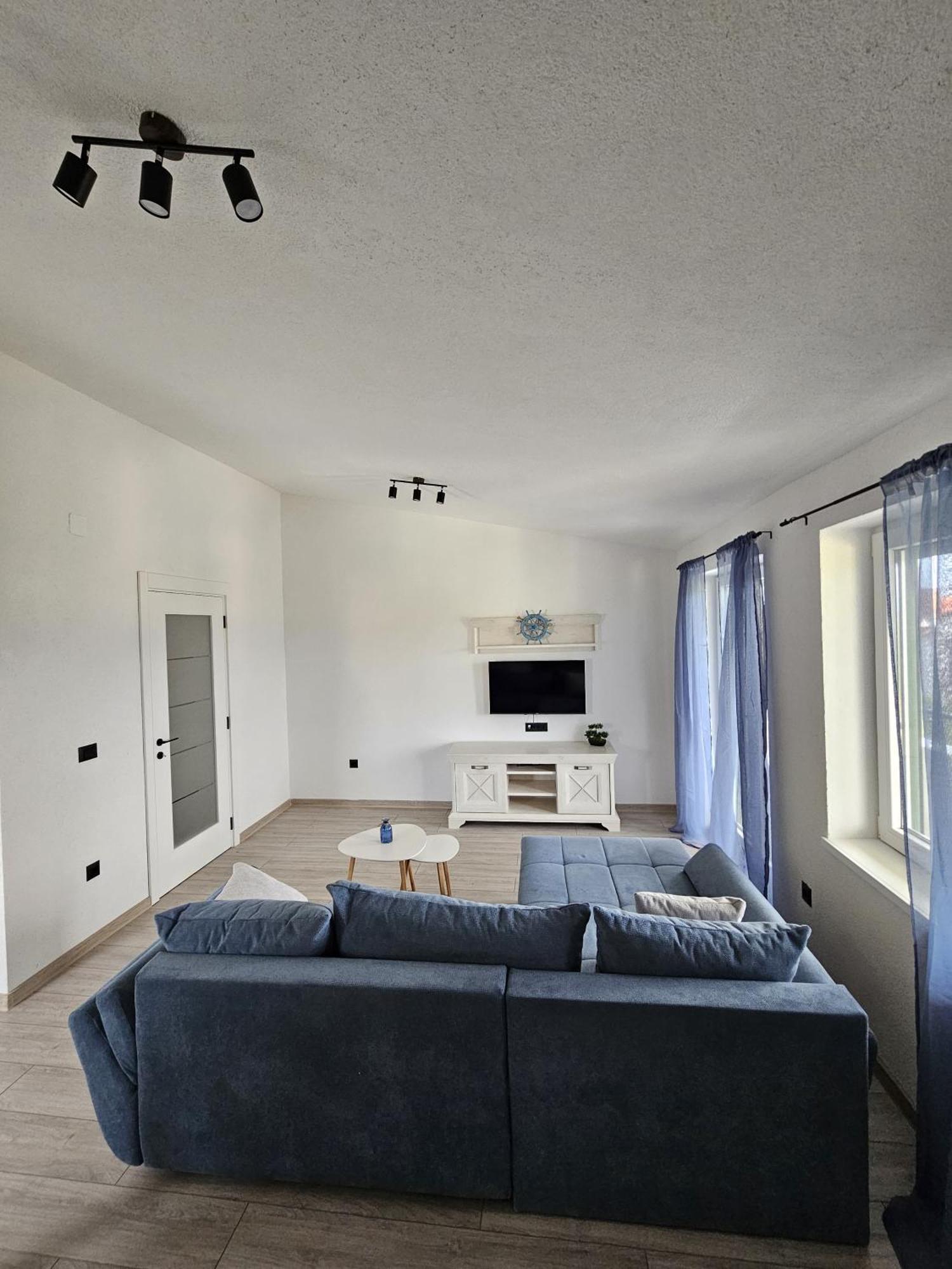 Apartmani 1 Pinezici Dış mekan fotoğraf