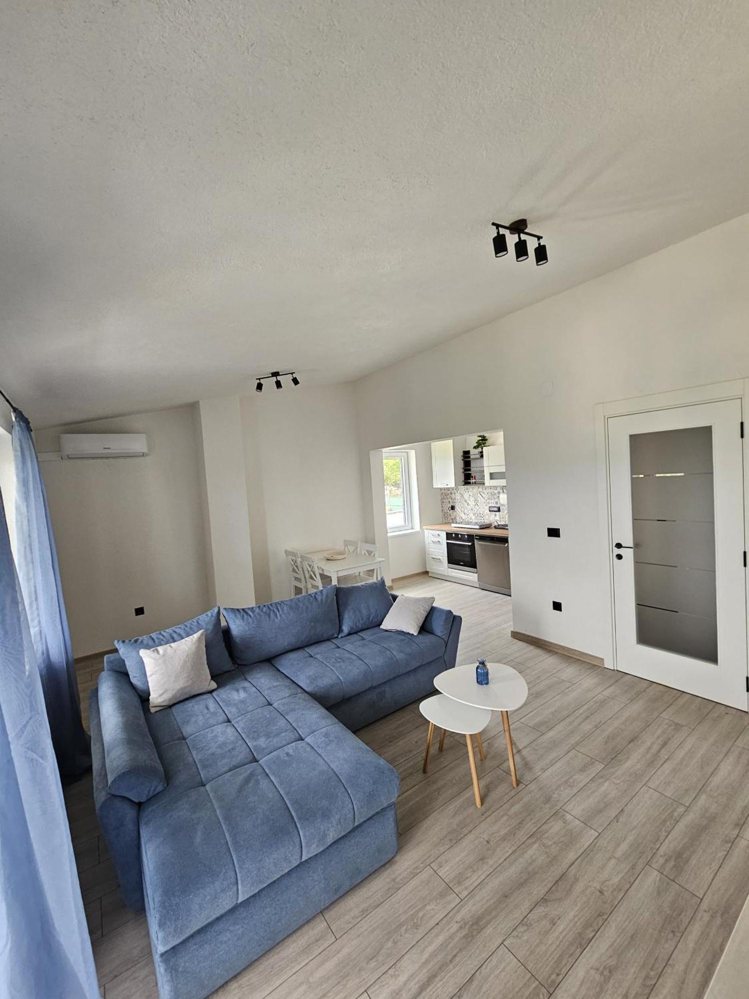 Apartmani 1 Pinezici Dış mekan fotoğraf